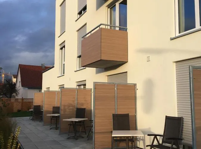 Inhouse - Wohnen Auf Zeit Aparthotel 4*