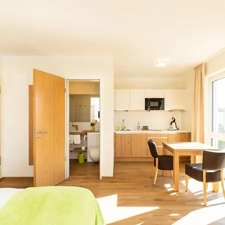 Inhouse - Wohnen Auf Zeit 4*