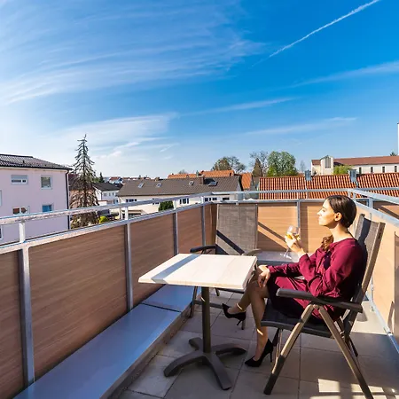 아파트호텔 Inhouse - Wohnen Auf Zeit 4*