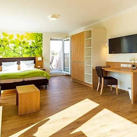 Apartahotel Inhouse - Wohnen Auf Zeit 4*