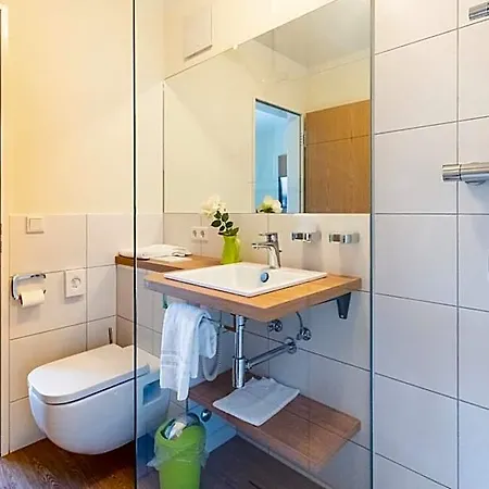 Apartahotel Inhouse - Wohnen Auf Zeit