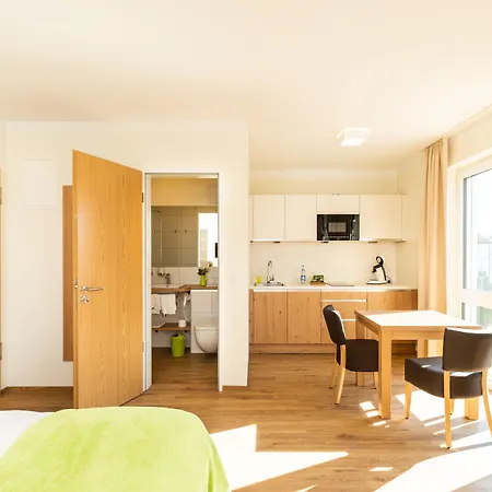 Apartahotel Inhouse - Wohnen Auf Zeit 4*