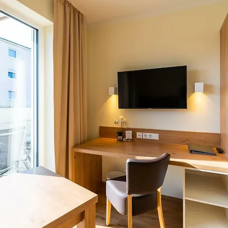 Inhouse - Wohnen Auf Zeit 4*